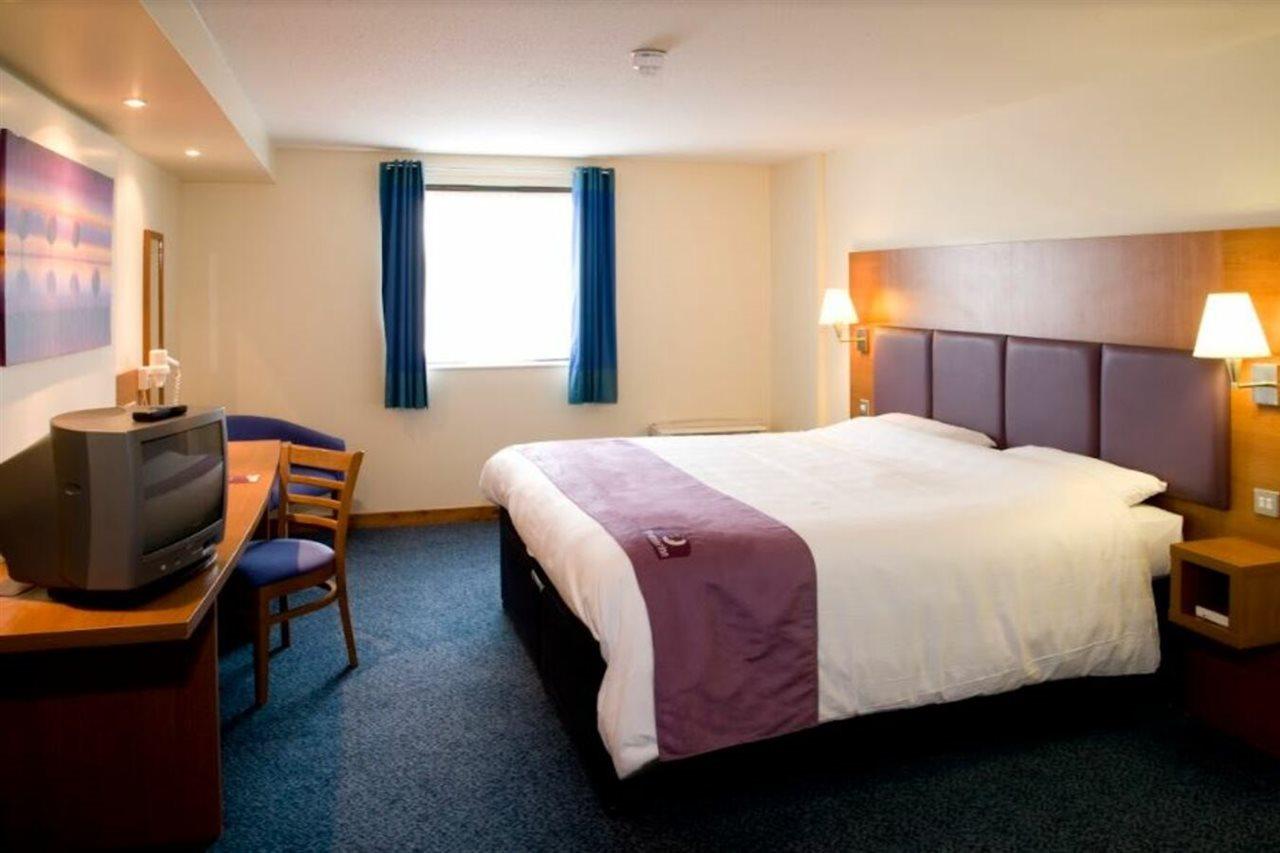 Premier Inn Stevenage Central Εξωτερικό φωτογραφία