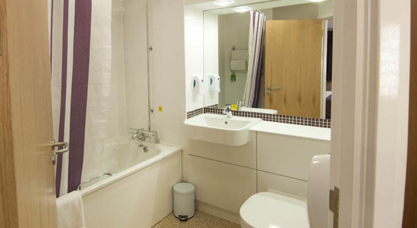 Premier Inn Stevenage Central Δωμάτιο φωτογραφία