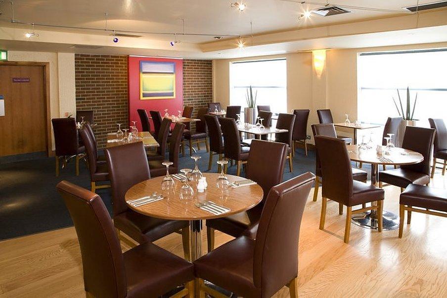 Premier Inn Stevenage Central Εξωτερικό φωτογραφία
